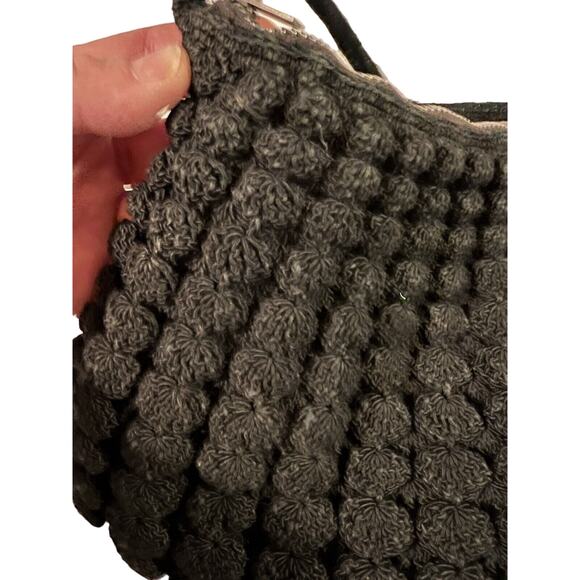 Vintage Crochet Zip Close, Small Handled Purse in Black with Pink Flower Pin - Picture 3 of 4